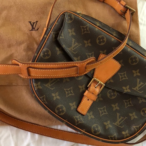 Louis Vuitton Handbags - Authentic Louis Vuitton Jeune Fille